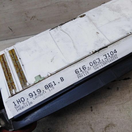 panel-priborov-shhitok-19tdi-volkswagen-golf-3-volkswagen-vento-art-66424-big-1