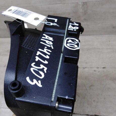 panel-priborov-shhitok-volkswagen-golf-3-volkswagen-vento-18i-art-66750-big-2