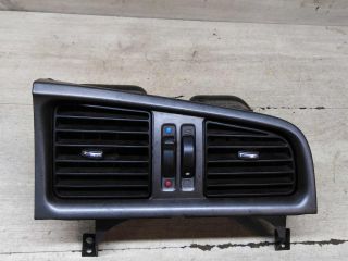 deflektor-obduva-salona-centralnyi-nissan-primera-p11-art-71386