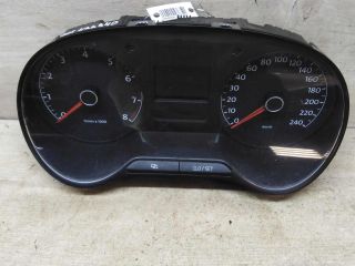 panel-priborov-shhitok-volkswagen-polo-v-sedan-art-71485