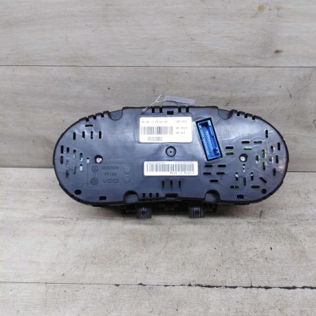 panel-priborov-shhitok-volkswagen-polo-v-sedan-art-71485-big-3