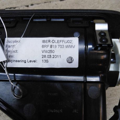 deflektor-obduva-salona-levyi-volkswagen-polo-v-sedan-art-71828-big-3