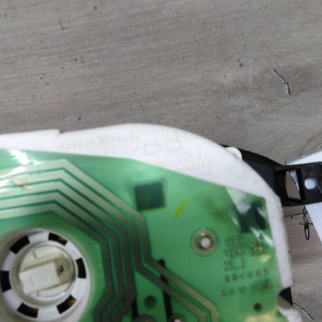 panel-priborov-shhitok-opel-vectra-b-art-73351-big-1