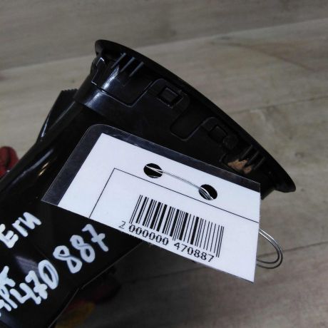 deflektor-obduva-salona-centralnyi-skoda-yeti-i-art-76440-big-3