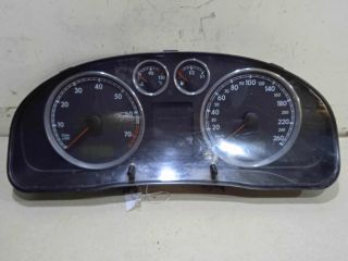 panel-priborov-shhitok-volkswagen-passat-b5-gp-bu-art-78901