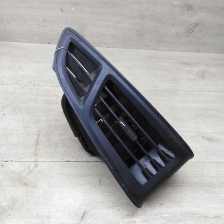 deflektor-obduva-salona-pravyi-ford-focus-3-art-82443-big-0