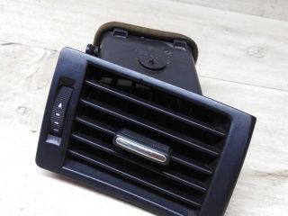 deflektor-obduva-salona-pravyi-audi-a4-b6-art-82738