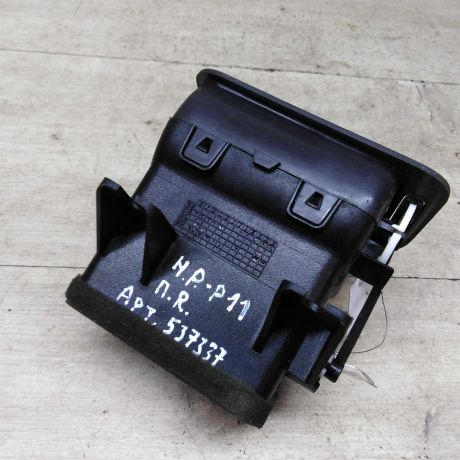 deflektor-obduva-salona-pravyi-nissan-primera-p11-art-84479-big-2