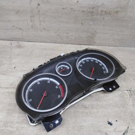 panel-priborov-shhitok-opel-corsa-d-z13dth-art-84806-big-1