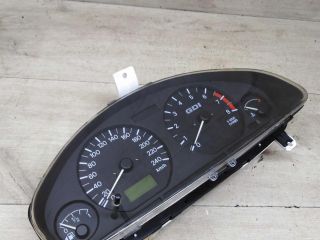 panel-priborov-shhitok-mitsubishi-carisma-i-bu-art-85036