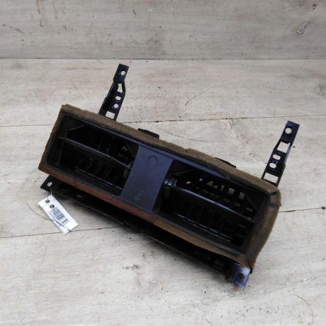 deflektor-obduva-salona-centralnyi-renault-megane-ii-art-85150-big-4