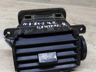 deflektor-obduva-salona-centralnyi-pravyi-mazda-3-bk-art-85251