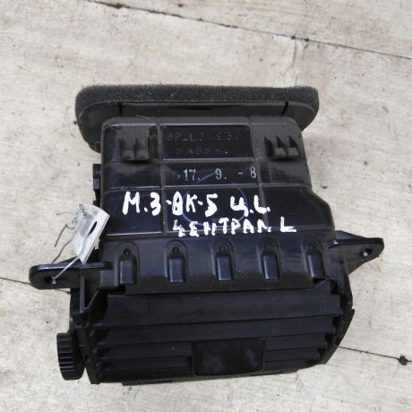 deflektor-obduva-salona-centralnyi-mazda-3-bk-art-85358-big-2