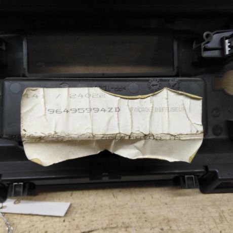 deflektor-obduva-salona-citroen-c4-i-art-86422-big-4