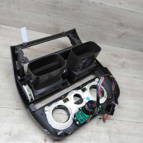 deflektor-obduva-salona-centralnyi-fiat-marea-art-86532-big-1