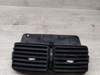 deflektor-obduva-salona-centralnyi-peugeot-307-art-88332