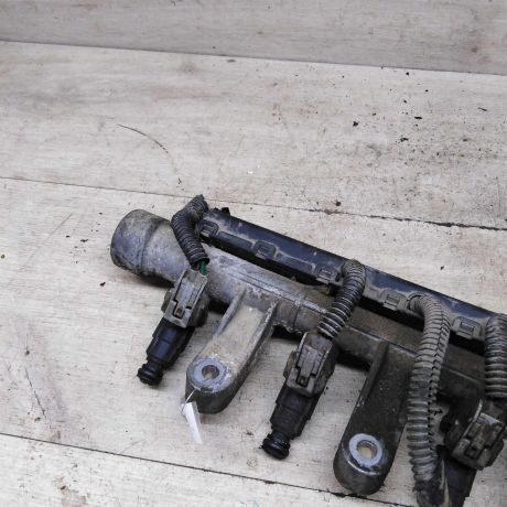 forsunok-toplivnaia-13i-hyundai-accent-ii-art-88413-big-6