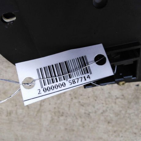 panel-priborov-shhitok-peugeot-307-defekt-stekla-art-88491-big-1