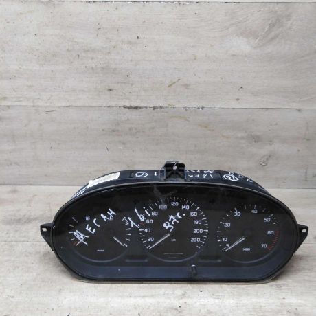 panel-priborov-shhitok-renault-megane-i-art-88761-big-0