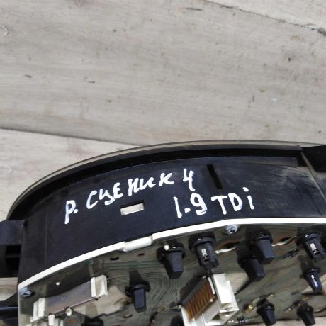 panel-priborov-shhitok-renault-scenic-i-art-90533-big-3