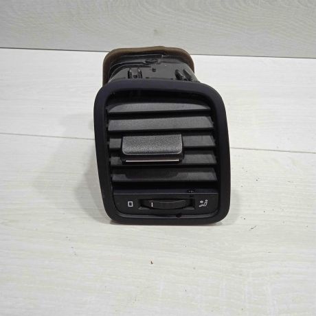 deflektor-obduva-salona-pravyi-skoda-yeti-i-art-90850-big-0