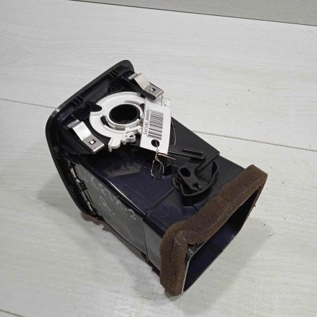 deflektor-obduva-salona-pravyi-skoda-yeti-i-art-90850-big-3