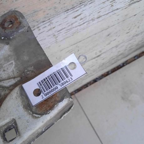 peredniaia-panel-televizora-audi-100-c3-art-90922-big-2