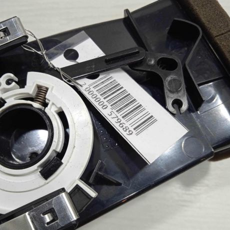 deflektor-obduva-salona-levyi-skoda-yeti-i-art-91226-big-2