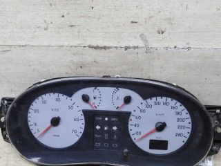 panel-priborov-shhitok-renault-clio-ii-art-91851