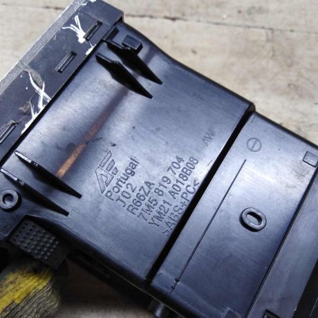 deflektor-obduva-salona-pravyi-ford-galaxy-art-91998-big-3