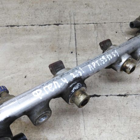 rampa-forsunocnaia-c-forsunkami-ford-galaxy-art-92175-big-5