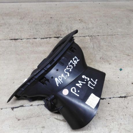 deflektor-obduva-salona-levyi-renault-megane-iii-art-92306-big-1